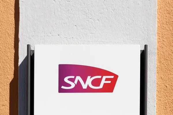 SNCF logo on a wall — Stock Photo, Image