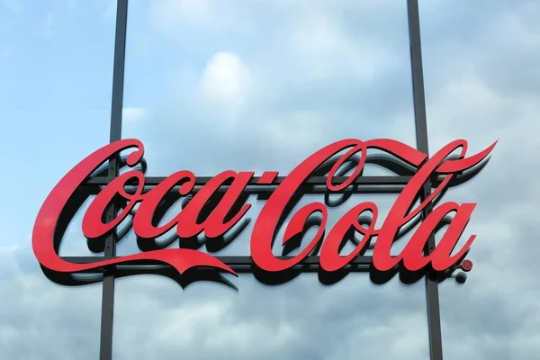 Берлин Германия Июля 2020 Года Логотип Coca Cola Стене Кока — стоковое фото