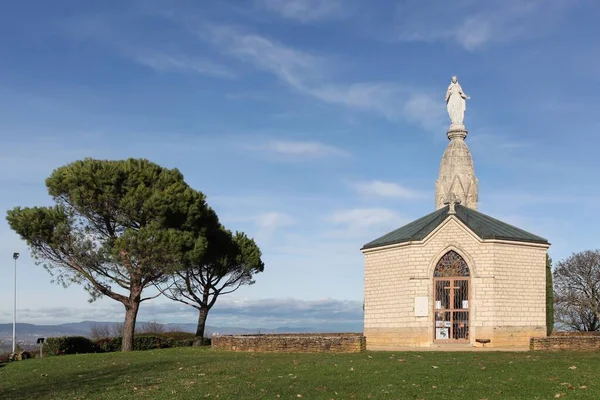 Kaplica Notre Dame Buisante Pommiers Beaujolais Francja — Zdjęcie stockowe