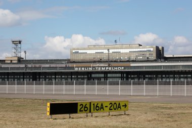 Berlin tempelhof Havaalanı