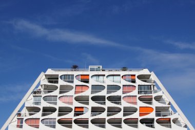 La Grande Motte, Fransa içinde bina piramit