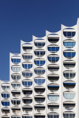 La Grande Motte, Fransa içinde bina piramit