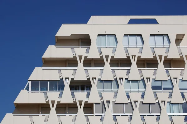 Pyramidenbau in la grande motte, Frankreich — Stockfoto