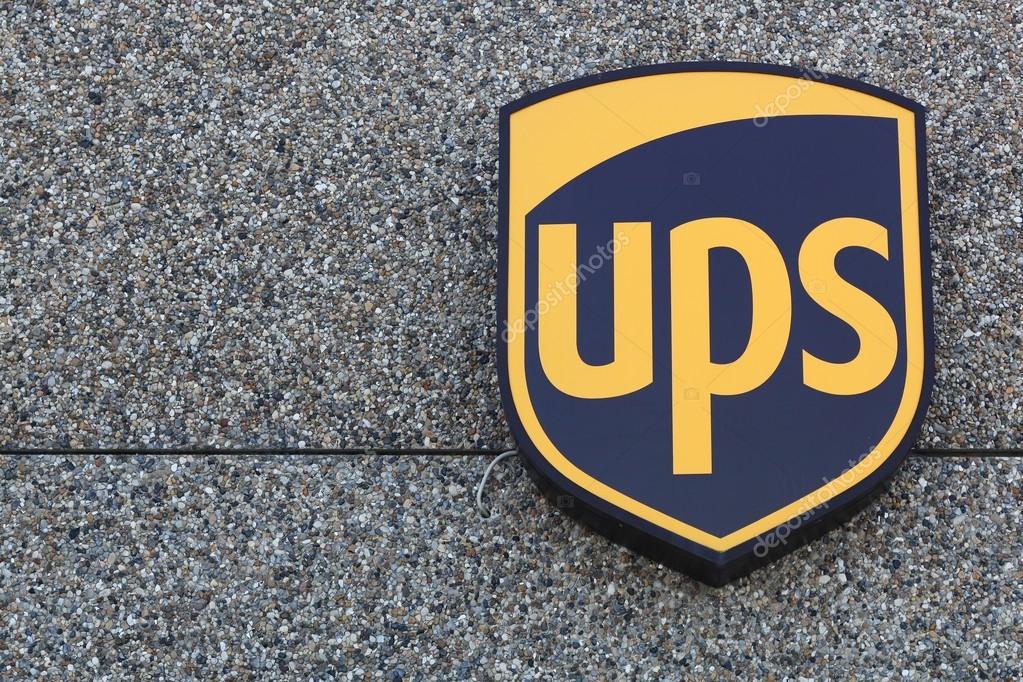 UPS logo on a facade – Stock Editorial Photo © ricochet69 #82494820