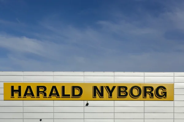 Harald Nyborg logo on a wall — Stock Photo, Image