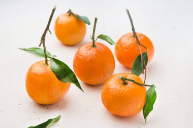 İzinli taze Mandalina