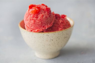 Böğürtlenli dondurmanın en iyi yeri.