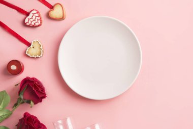 Akşam yemeği için sevgililer günü.