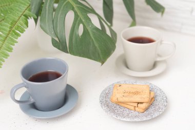 Cooffe yapımcısı beyaz sahneyi kapatıyor