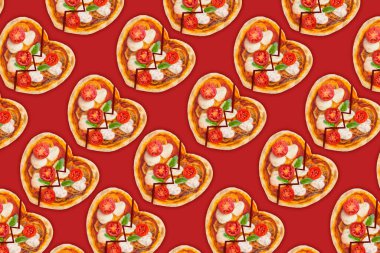 Yalnız yemek için kalbi kırık bir pizza.