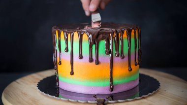 Farklı renkte pasta pişirme