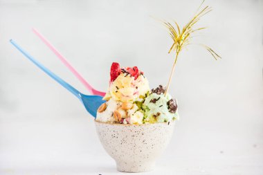 Hindistan cevizli dondurma (bedava şeker)