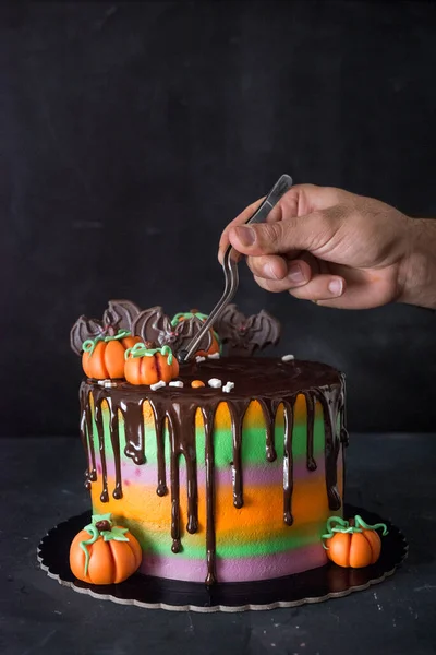 チョコレートとハロウィンのケーキ — ストック写真