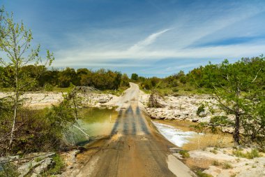 Texas Creek yol