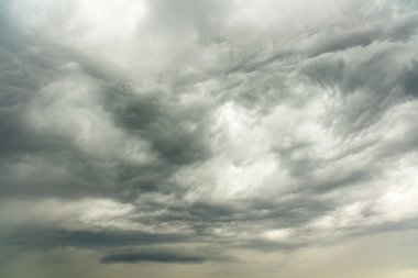 Dramatik fırtına bulutları