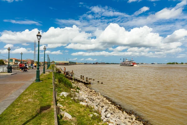 Barca a remi del fiume Mississippi — Foto Stock