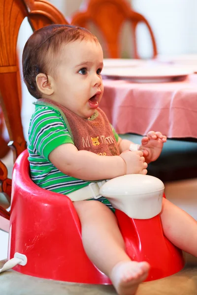 Hungry baby — Stock Photo, Image