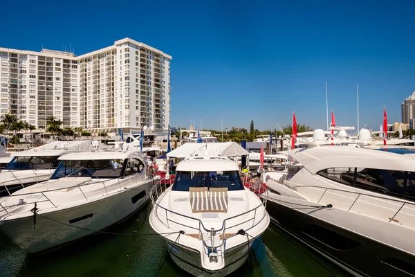 Espectáculo internacional barco miami — Foto de Stock