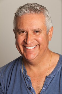 yakışıklı adam