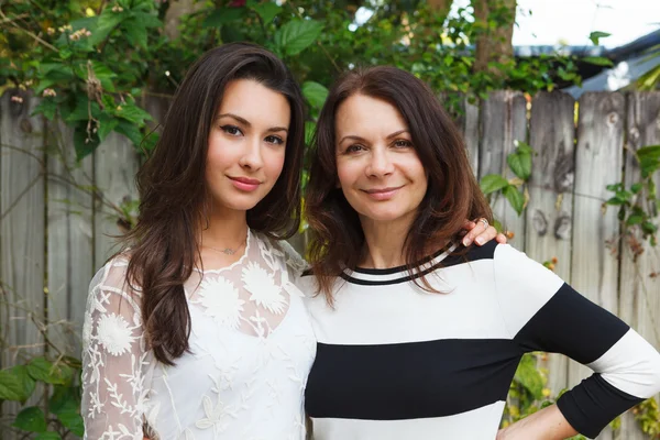 Madre e hija — Foto de Stock