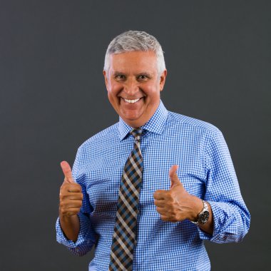 yakışıklı adam