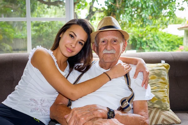 祖父と孫娘 — ストック写真