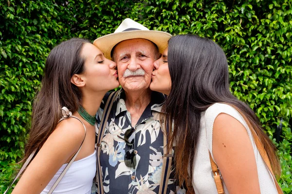 Grandfather and Granddaughters — Stock Photo, Image