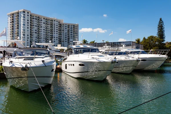 Espectáculo internacional barco miami — Foto de Stock