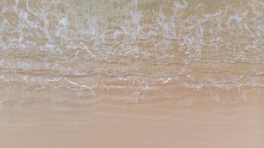 Güzel bir sahil manzarası.