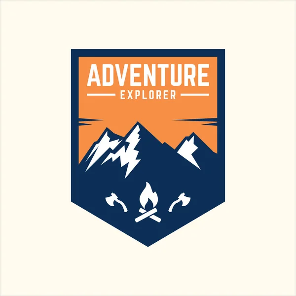 Mountain Logo Für Abenteuer Und Outdoor Logodesign — Stockvektor