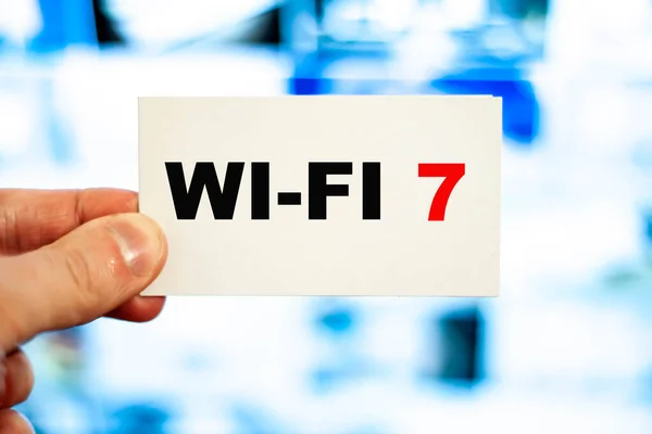 Kablosuz internet Wi-Fi 7 ile kağıt üzerinde kavram