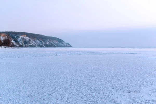 Bevroren Reservoir Winter Oost Europa Landschap Horizontale Oriëntatie — Stockfoto