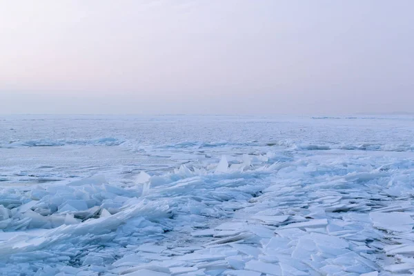 Trozos Hielo Blanco Cuerpo Congelado Agua Europa Del Este Paisaje — Foto de Stock