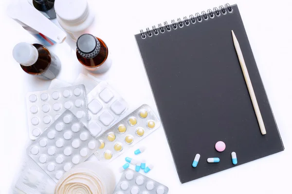 Medicine a notebook — Stock Photo, Image