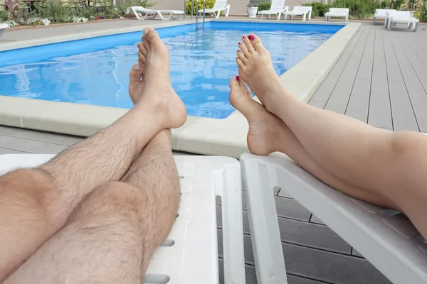 Yüzme Havuzu bacaklar