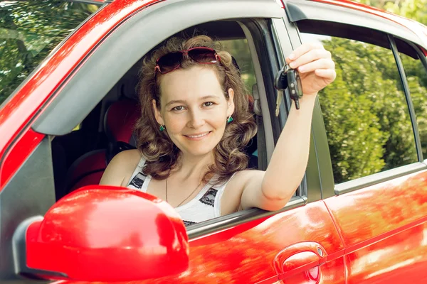 Una ragazza auto — Foto Stock