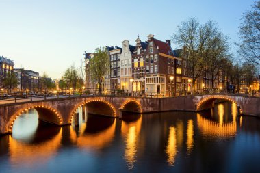 Gecede, Hollanda Amsterdam evlere harika görünümü