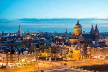 Amsterdam manzarası, gece, Amsterdam, Nether tarihi alanında
