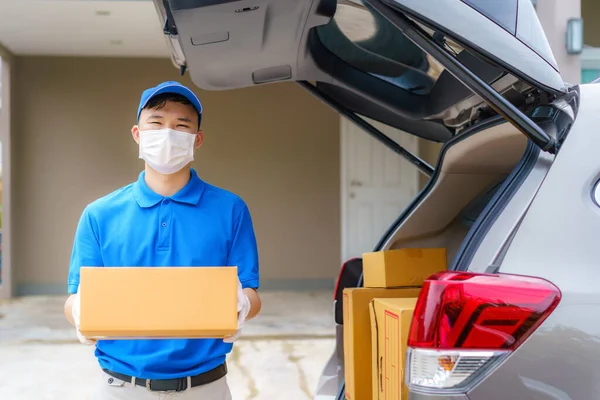 Asian Delivery Man Services Courier Working Cardboard Boxes Van Coronavirus — Fotografia de Stock