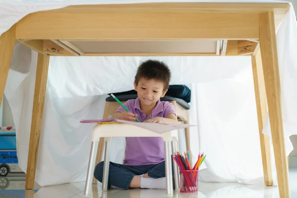 Asian Preschool Boy Drawing Paper While Lying Blanket Fort Living — Stock Photo, Image