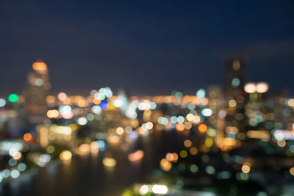 Cidade de Banguecoque em horário de crepúsculo, foto borrada bokeh — Fotografia de Stock