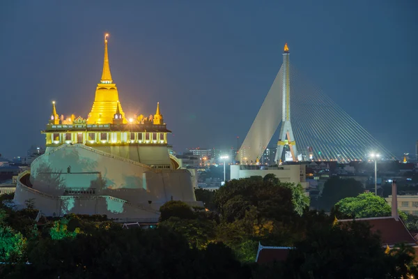 金黄色的山。泰国曼谷的旅游地标 — 图库照片