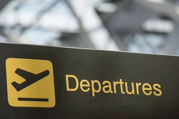 Hinweisschild Flughafen Abflug & Ankunft — Stockfoto