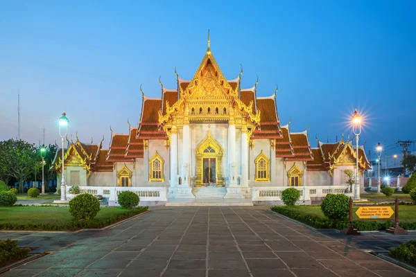 O templo de mármore, Wat Benchamabopitr Dusitvanaram Bangkok THAIL — Fotografia de Stock