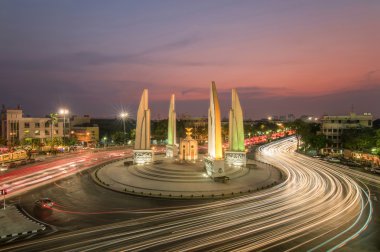 Alacakaranlık zaman demokrasi Anıtı, Bangkok, Tayland