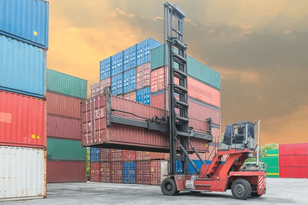 Crane lifter handling container box loading to depot — Stock Photo, Image