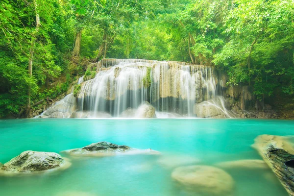 İki Erawan şelale il Kanchanaburi, Tayland için seviye — Stok fotoğraf