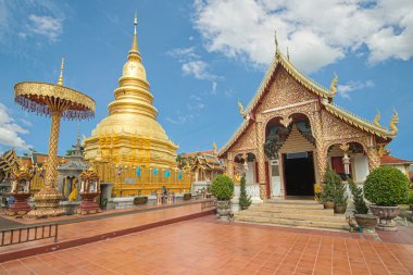 Wat Phra That Hariphunchai in Lampoon, Thailand