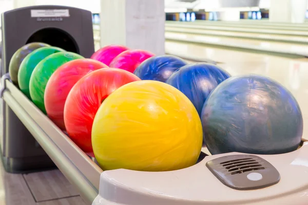 Nahaufnahme von Bowlingbällen — Stockfoto