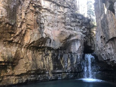 Durango, Colorado, ABD 'deki Şelale Kanyonu manzarası